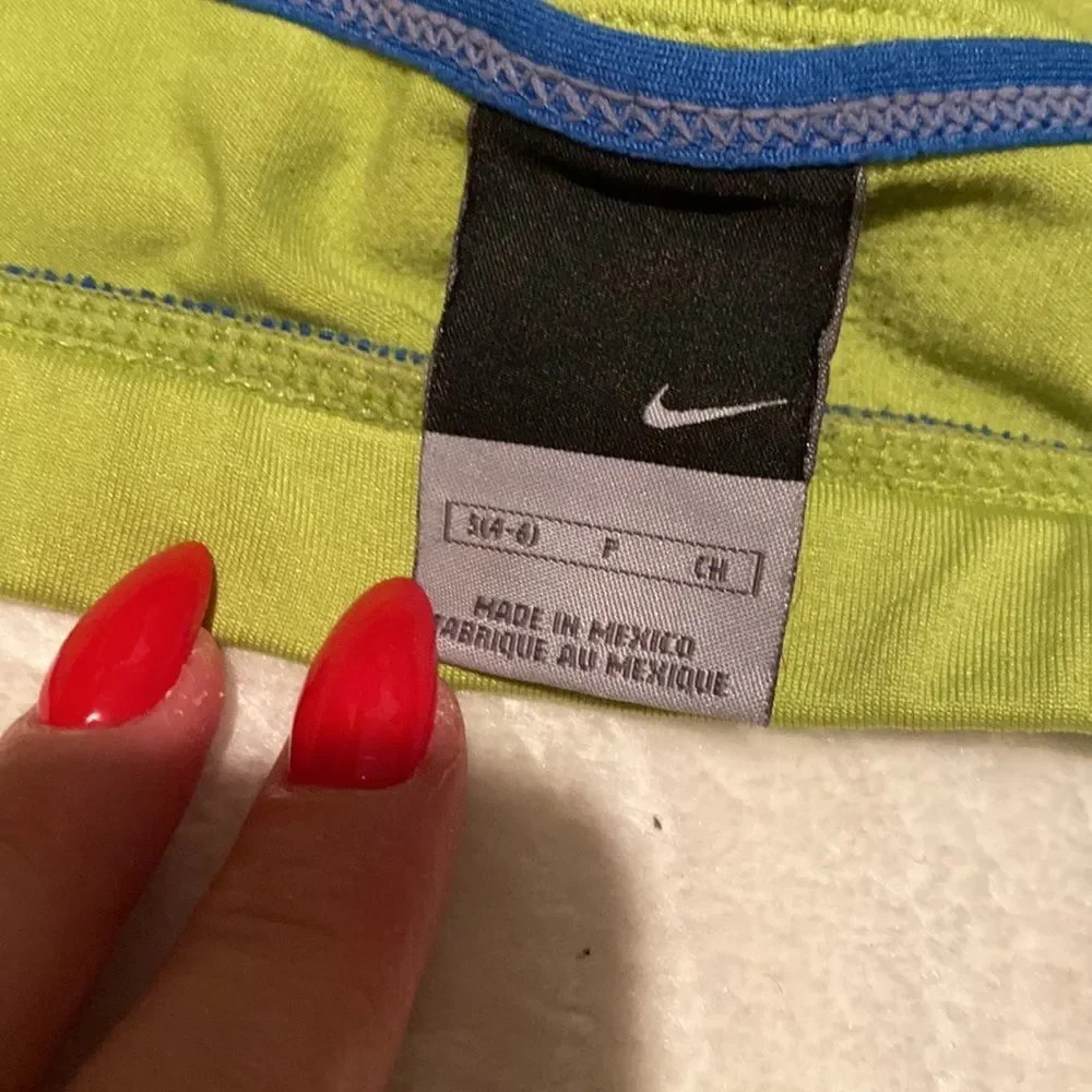 sports bra - Picture 6 of 6